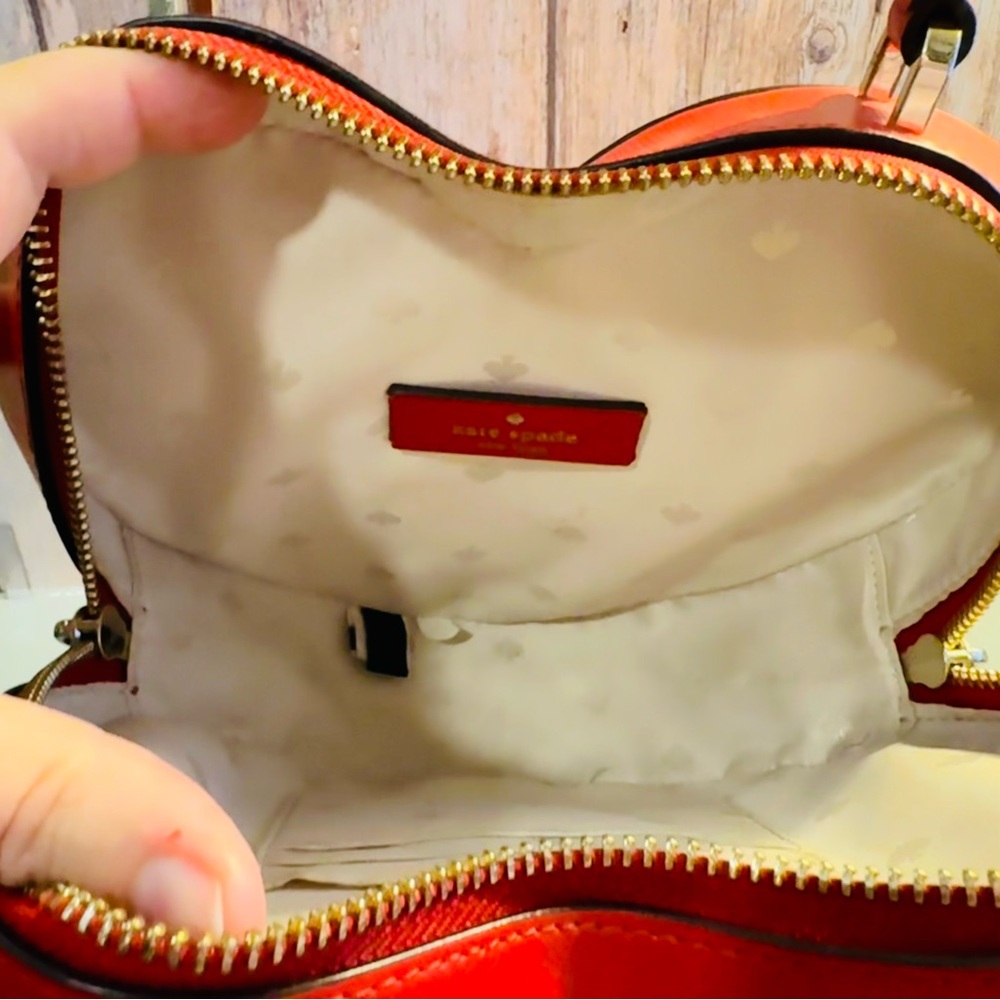 Kate Spade Love Shake Heart-Shaped Crossbody Bag Red Leather w heart Patch - GUC - Picture 11 of 15